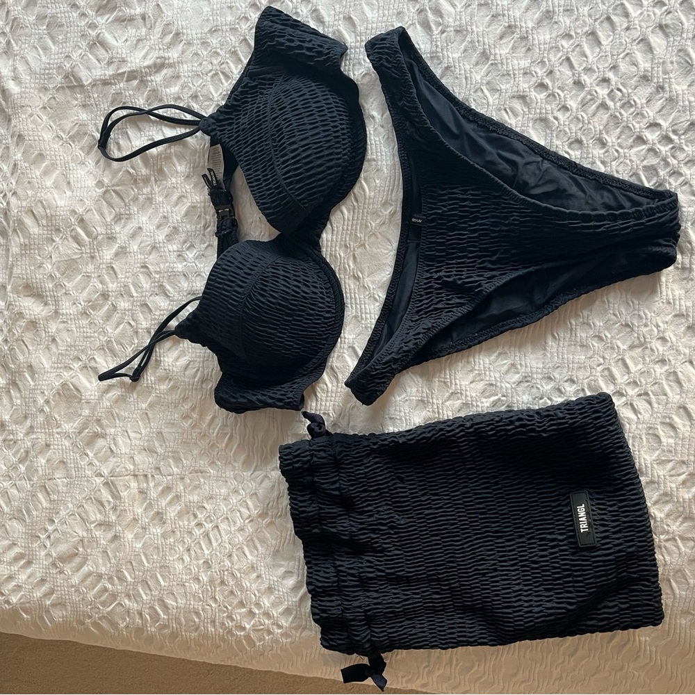 Triangl Swimwear Black Textured Bikini Set